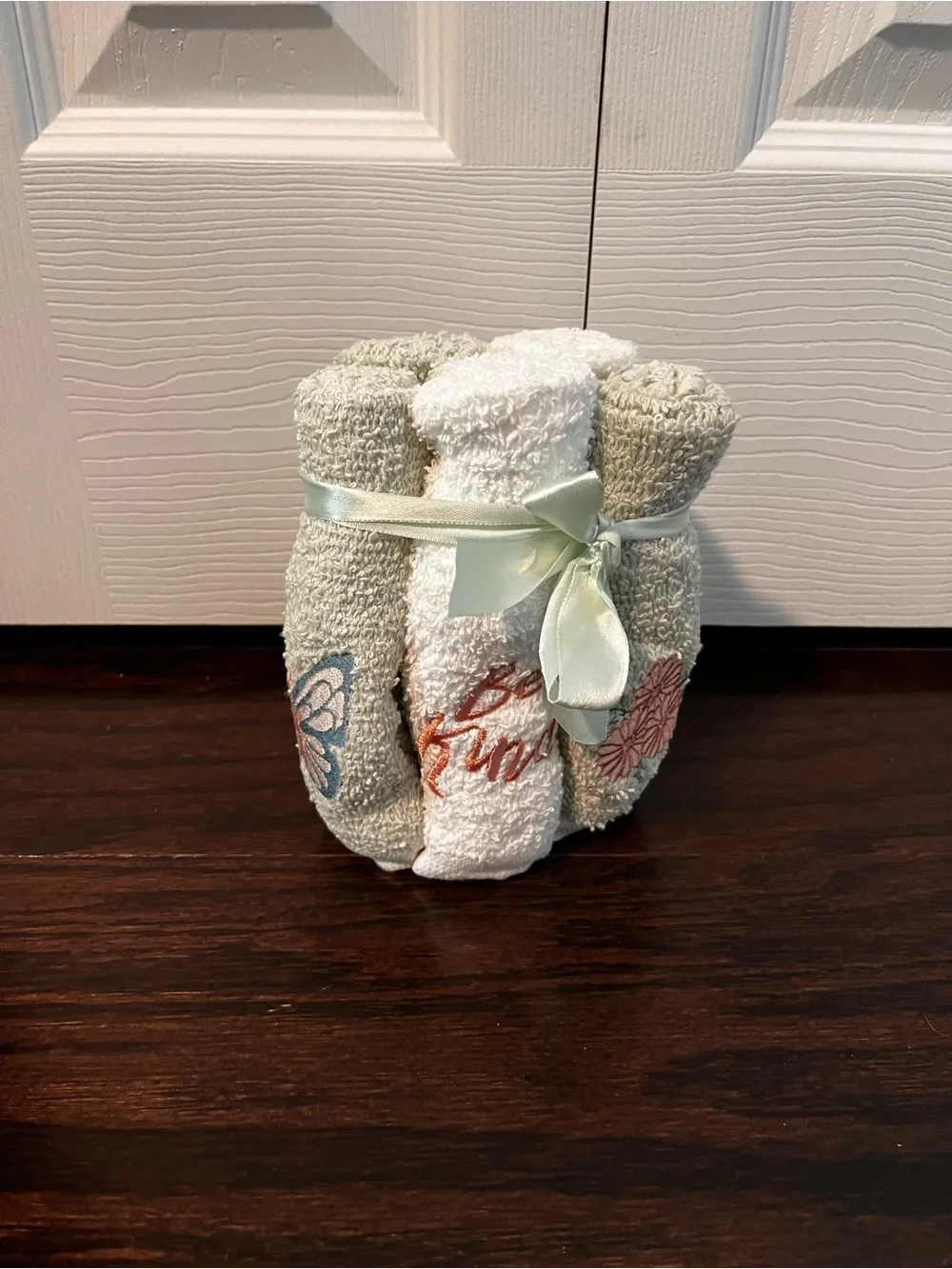 Embroidered Decorative Towels - set of 5